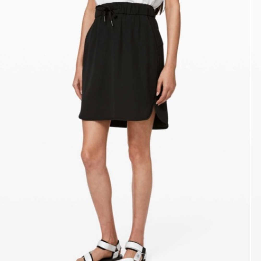 Lululemon On the Fly Skirt